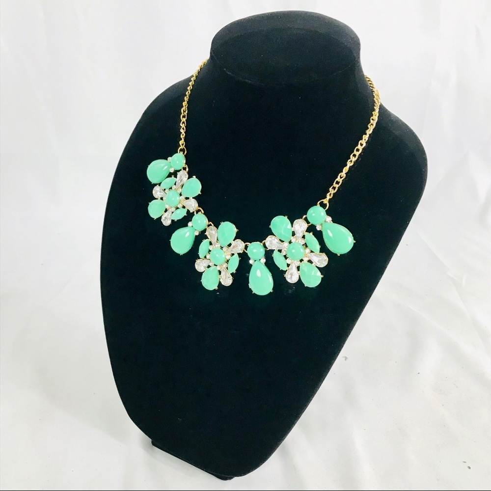 Rhinestone and stone statement Necklace NWT
